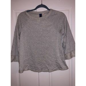 Francesca’s gray slouchy top